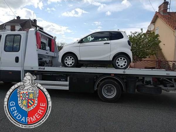 En récidive de conduite sous stupéfiants au volant de sa voiture sans permis 