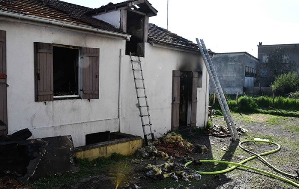  Un mort dans un feu d'habitation à Montceau les Mines 