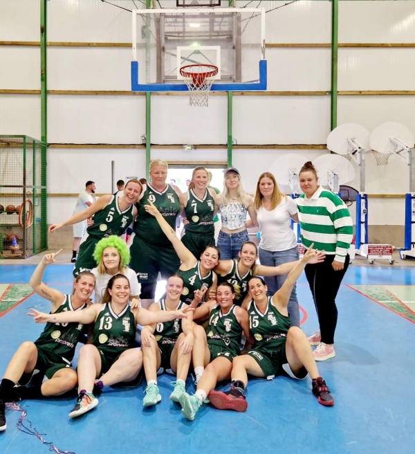 BASKET - Les seniors filles de Saint-Rémy décrochent le titre départemental face à Cluny 