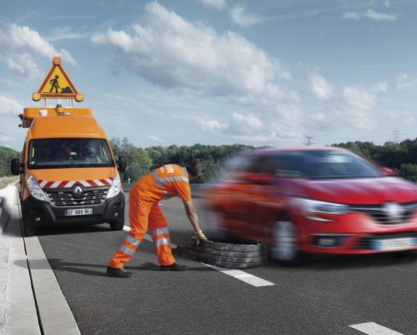 Pour la sécurité des agents des routes, à vous aussi d'écarter le danger !