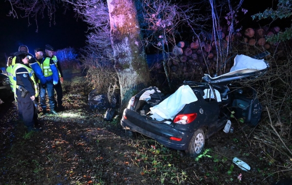 Une jeune fille de 18 ans tuée dans une perte de contrôle