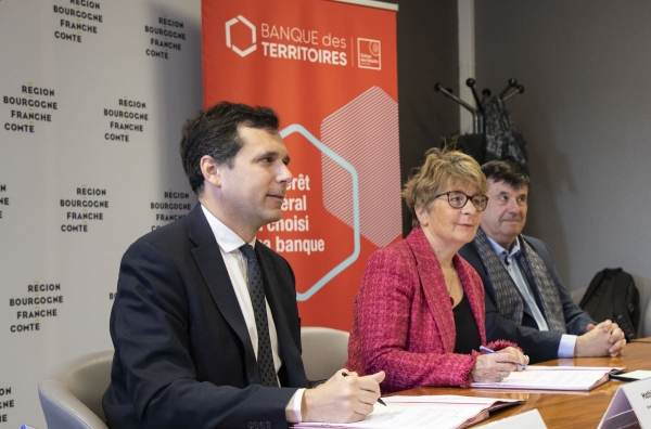 Signature de la convention du programme Centralités rurales en région