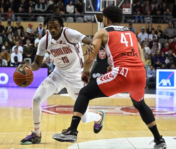 ELAN CHALON - Malgré la victoire contre Aix-Maurienne ce vendredi soir, l'Elan jouera son avesnir par la case des playoffs