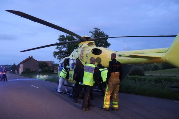 Deux automobilistes en urgence absolue après une collision frontale à Curgy