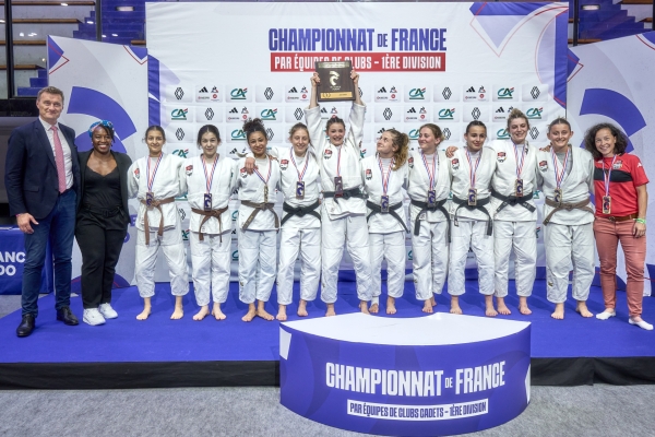 Clarisse CARILLON, Championne de France cadette 1ère Division  avec le Club Elite Régional !