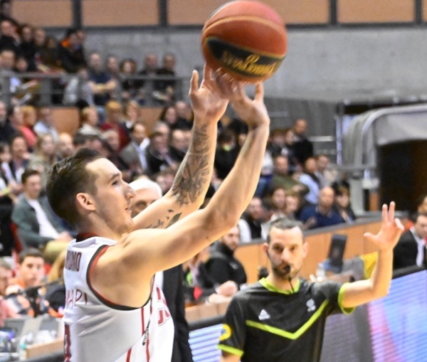 BASKET (Pro B) : L'Elan Chalon écrase Saint-Vallier