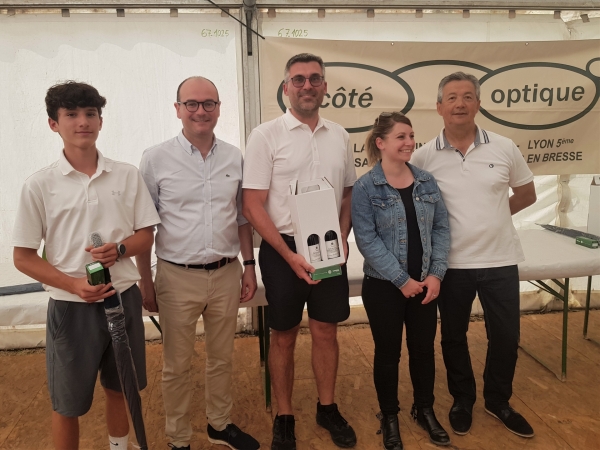 GOLF -  Sasha et Silvère Platret réalisent un eagle... et remportent la 2e coupe Côté Optique  