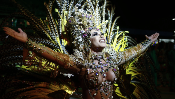 EN IMAGES - Après deux ans compliqués, au Brésil l'esprit de carnaval est de retour 