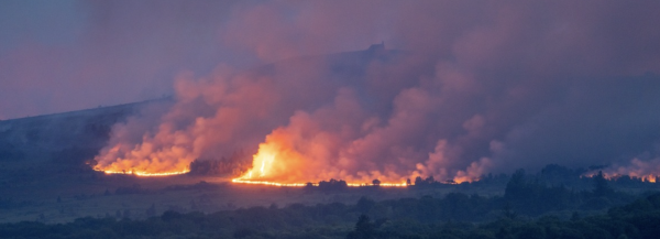 En Bretagne, incendie à Brasparts dans les Monts d’Arrée, 1330 hectares brûlés, 300 personnes évacuées
