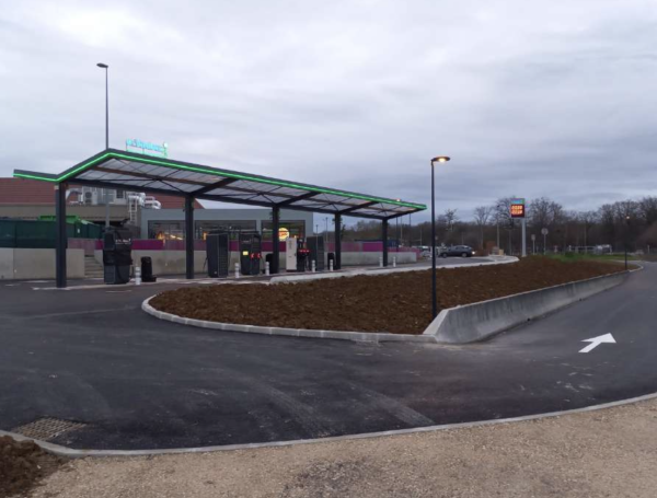A Dijon, e-Vadea ouvre ses premières stations de recharge sur les autoroutes APRR