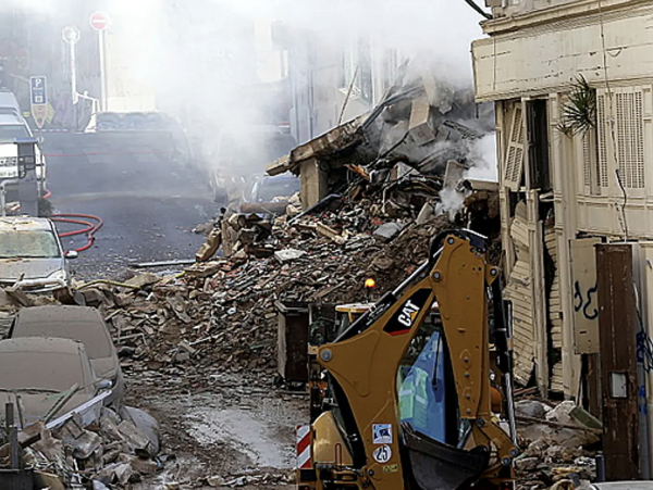 Deux immeubles effondrés dans la nuit à Marseille 