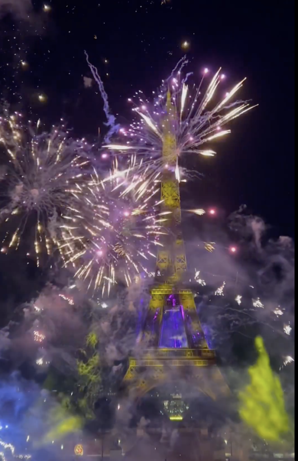 14 JUILLET- Revivez en vidéo les feux d'artifice à Paris 