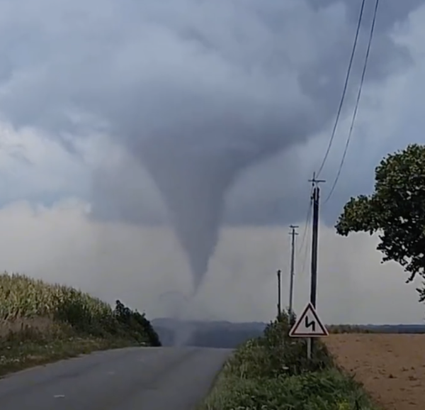 Une tornade a fait des dégâts  en Mayenne 