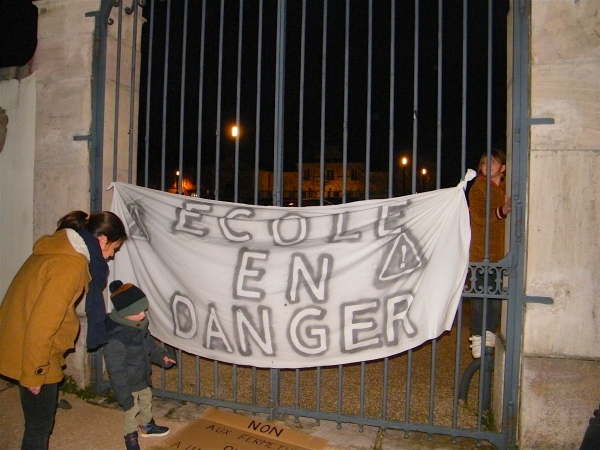 « École en danger » : les parents d'élèves de Givry contre les suppressions de postes