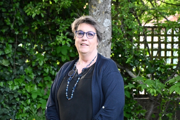 LEGISLATIVES - Caroline Ghulam Nabi, suppléante de Raphaël Gauvain, appelle les ambitieux à garder leurs calmes