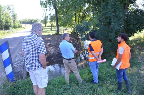 Opération désencombrement du Pont des Griffières à Mellecey 