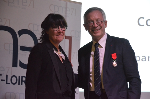 Corinne Jourdain, patronne de la Manufacture de Digoin, Chevalier de la Légion d'Honneur