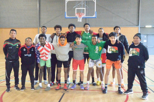L'équipe nationale basket  U19 de Madagascar en stage à Chalon 