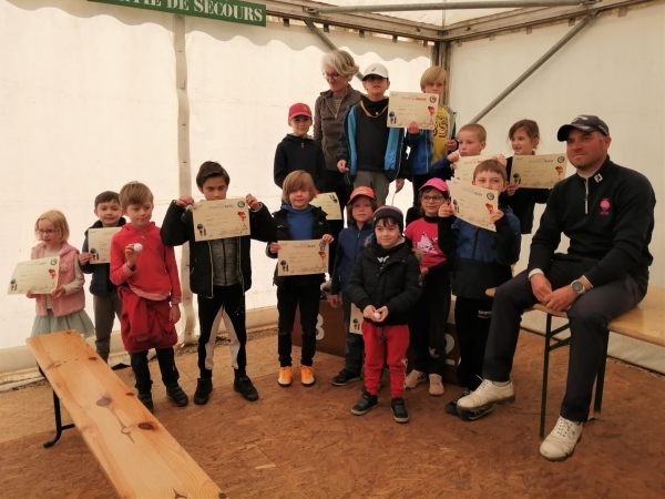 Une trentaine de participants à la première journée « compétition » de la saison de l’école de golf 