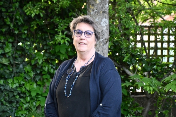 LEGISLATIVES - Caroline GHULAM NABI, suppléante de Raphaël Gauvain, allume le candidat Louis Margueritte