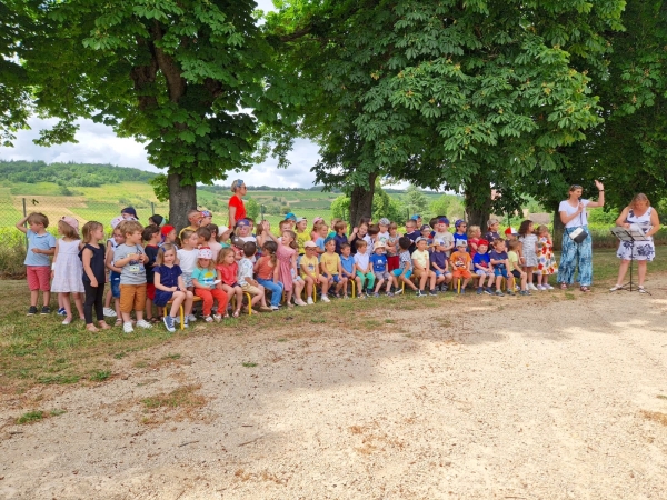 Kermesse réussie à Léocadie-Czyz sur fond de fermeture de classe