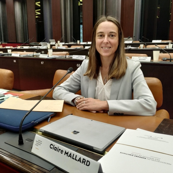 "Plus de moyens pour le train en Bourgogne-Franche-Comté" insiste Claire Mallard, Présidente de groupe Écologistes & Solidaires  Conseil régional de Bourgogne-Franche-Comté