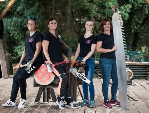 La Finale des championnats de France 2023 de bûcheronnage sportif, Rookie Cup et Ladies Cup Européenne se tient en Saône et Loire.