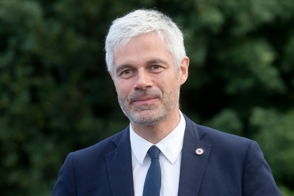 LÉGISLATIVES : «Un seul bulletin permet de ne pas faire un chèque blanc à Emmanuel Macron sans voter pour les extrêmes, c'est celui des Républicains», déclare Laurent Wauquiez