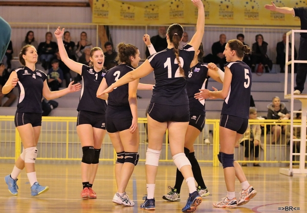 VOLLEYBALL N3F : VBCC 1 - SPL CONSTANTIA 3  : Les chalonnaises toujours en quête de victoire!