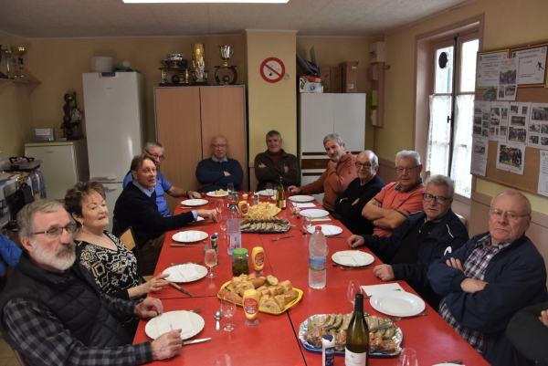 Avant la période hivernale, dernier repas de convivialité au club de la Boule d’Or