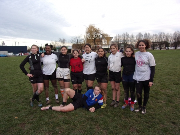 8 joueuses des ‘Coquelicots’ présentes pour la première sélection de ligue pour les filles U15