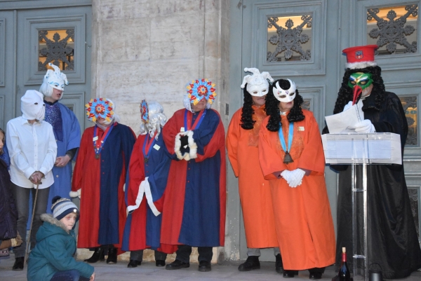 Si la clef de la ville a été rendue par Cabache au  1er magistrat de la Ville à l’audience du tribunal, ‘le Casio’ a été sans merci pour le roi de Carnaval 