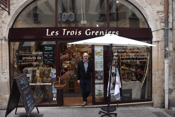 LIVRAISON A DOMICILE - Réouverture  du magasin « Les Trois Greniers » 
