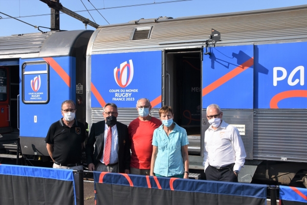 Le Train de la Coupe du Monde de la Fédération Française de Rugby est passé à Chalon