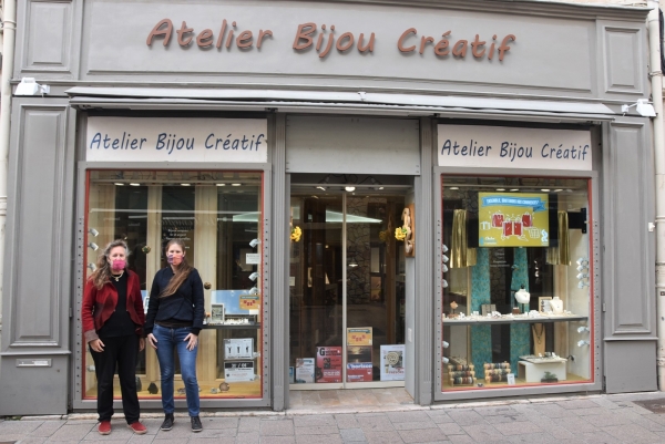 Offrez des bijoux personnalisés et naturels de l’Atelier Bijou Créatif