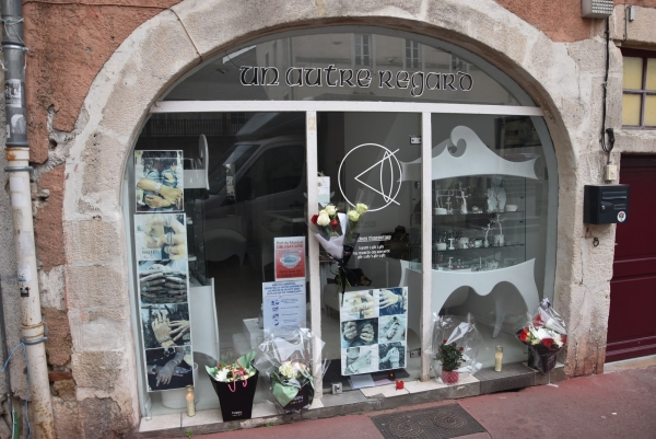 Triste nouvelle à Chalon-sur-Saône : Décès d’Elisabeth Nicolas-Girard, gérante du magasin de bijoux fantaisies à l’enseigne ‘  Un Autre Regard’