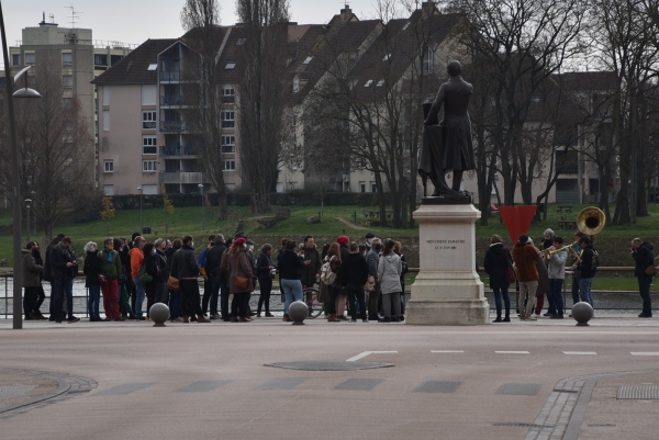 Rassemblement à Chalon pour la Journée Nationale d’action  de soutien à la Culture… 