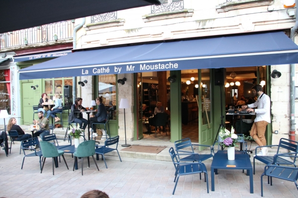 Ouverture de la brasserie ‘La cathé By Mr Moustache’ ce vendredi : Le succès était au rendez-vous