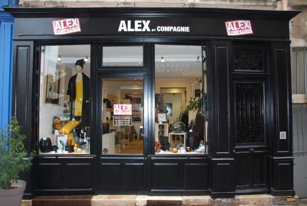 Changement d’activité pour le magasin « Agnès V » à Chalon-sur-Saône qui devient désormais ‘ Alex et Compagnie’ 