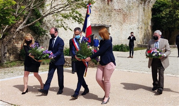 Malgré le contexte sanitaire, Givry a tenu à marquer le 76ème anniversaire de la capitulation de l'Allemagne nazie