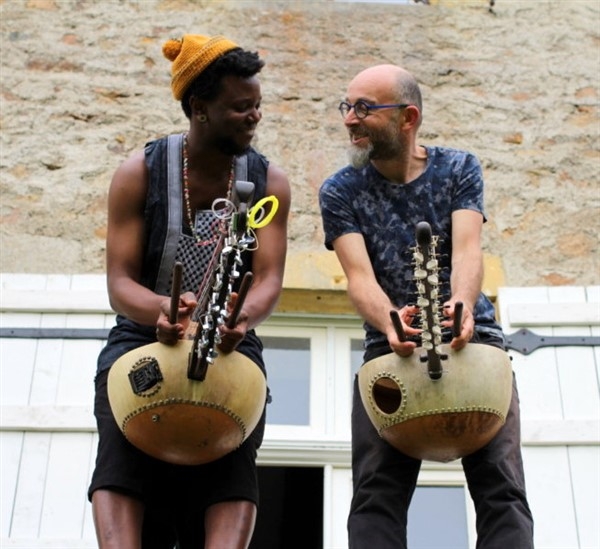 Hervé Lapalud et Dramane Dembelé en spectacle le 17 juillet à l'église de Cortiambles (Givry)