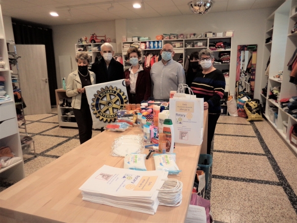 Le club Chalon Saint-Vincent organise une opération « Les colis du Rotary » avec le concours de la FACE