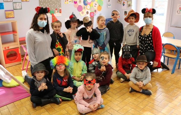 Les enfants de la maison de loisirs de Champforgeuil font leur carnaval