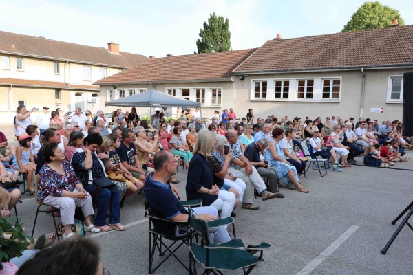 Un public nombreux pour ce second vendredi de fête organisé par la municipalité