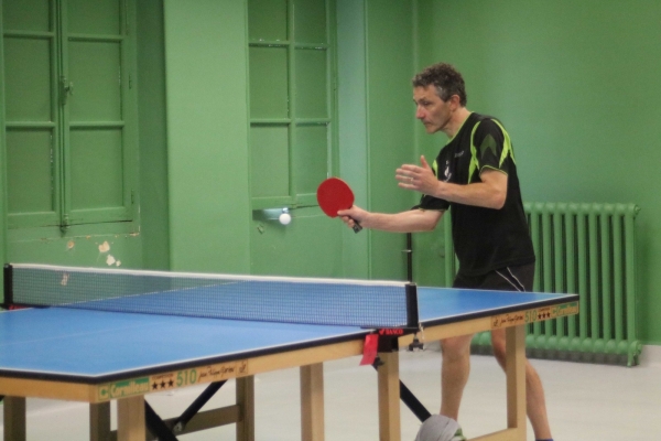 Tennis de table à Châtenoy-le-Royal, toujours dans l’attente de jours meilleurs