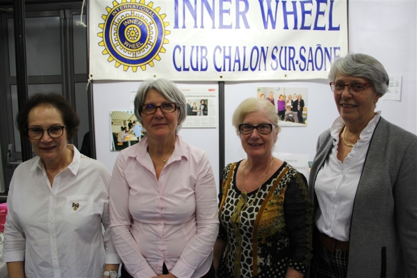 Ils ont fait le Salon des Voyages: L'Inner Wheel Chalon (2/8)