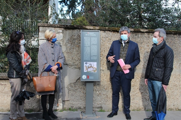 Inauguration de panneaux explicatifs des remparts Saint-Vincent et Saint-Pierre