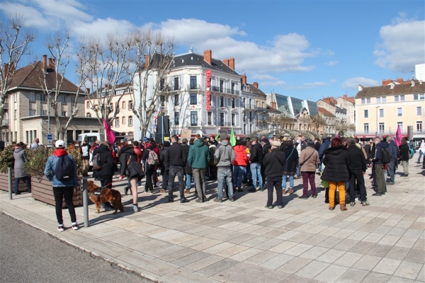 Plus de 200 opposants au projet de loi «Sécurité globale» samedi sur la Place Pierre Sémard
