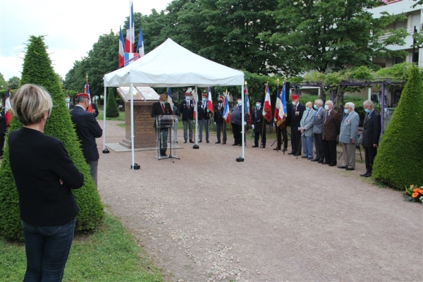 Chalon-sur-Saône rend hommage aux Morts pour la France en Indochine