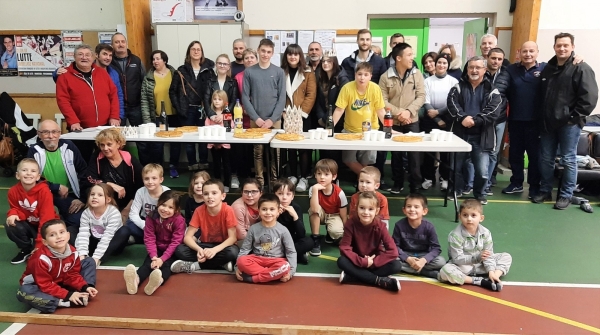 Moment de convivialité lors de la galette de l'ASL Champforgeuil